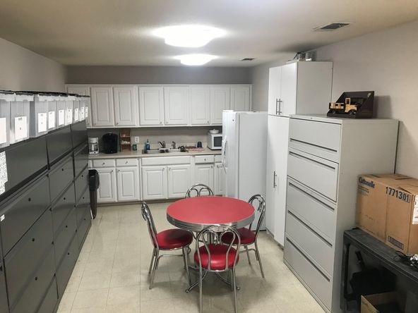 Industrial For Sale: 1710 N Interstate 35E, Carrollton, TX 75006